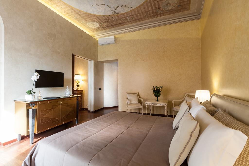 Prestigious Apartment Piazza Navona Рим Экстерьер фото