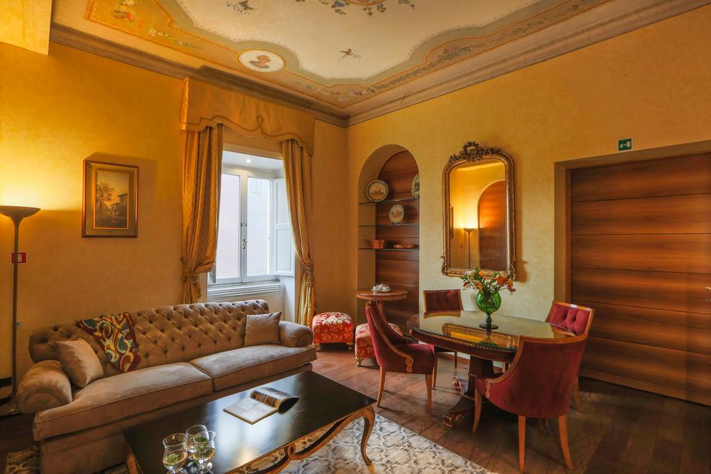 Prestigious Apartment Piazza Navona Рим Экстерьер фото